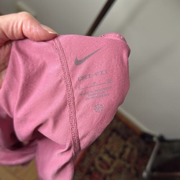 Nike Pink Metallic Cropped Training Tank - Picture 4 of 8